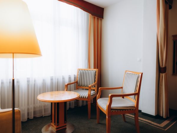 Double room window lounge