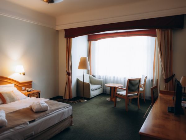 Double room couche