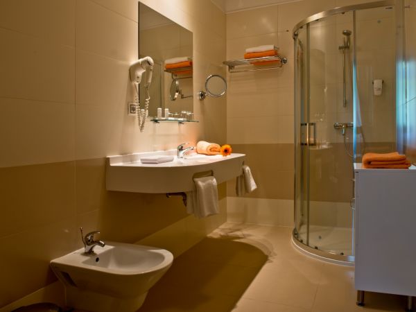 Das neue Bad mit Dusche